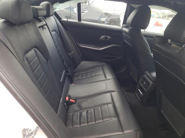 WBA5R7C57KAE82801 BMW 330XI