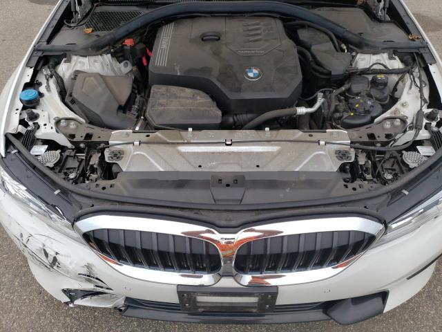 3MW5R7J00M8C07208 BMW 330XI