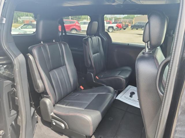 2C4RDGEG1JR223648 Dodge Grand Caravan Gt
