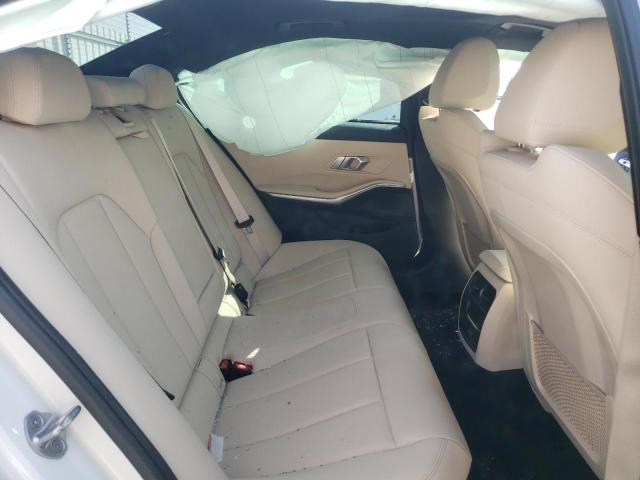 3MW5R7J09M8B51043 BMW 330XI