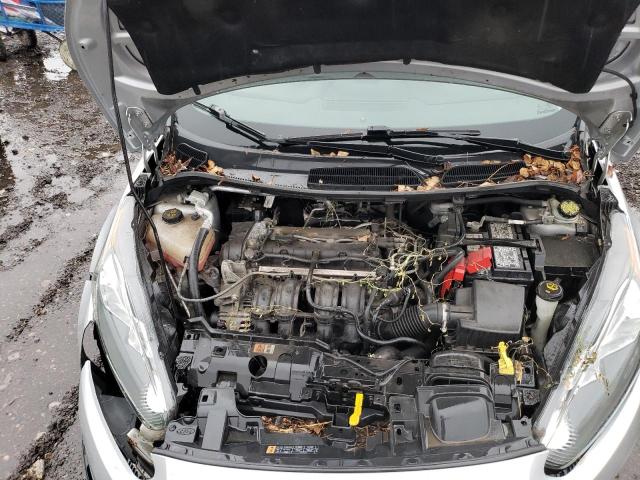 3FADP4BJXFM123276 Ford FIESTA SE