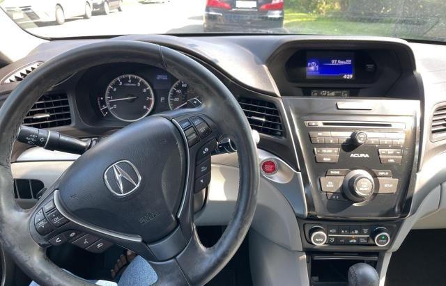 19UDE2F30JA005048 Acura Ilx Base Watch Plus
