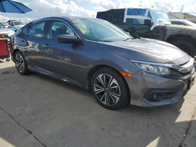 2HGFC1F3XJH645262 Honda CIVIC EX