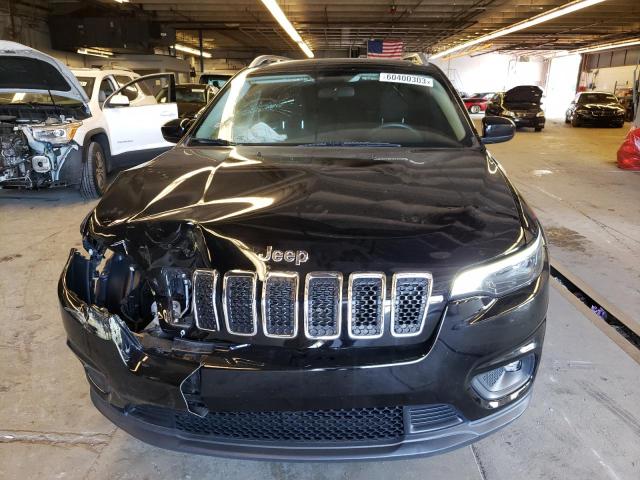 1C4PJMCB6KD289428 Jeep Cherokee Latitude