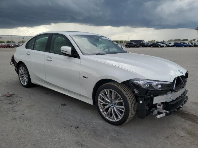 3MW39FF09P8C84044 BMW 330e