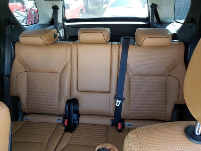SALRRBBV8HA024076 Land Rover Discovery Hse