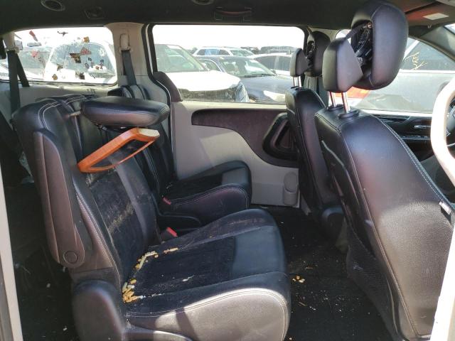2C4RDGCG4JR300662 Dodge Grand Caravan Sxt