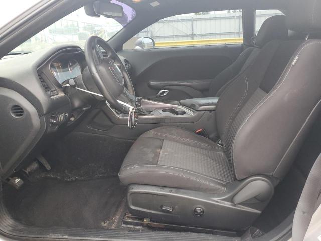 2C3CDZAG0FH700529 Dodge Challenger Sxt