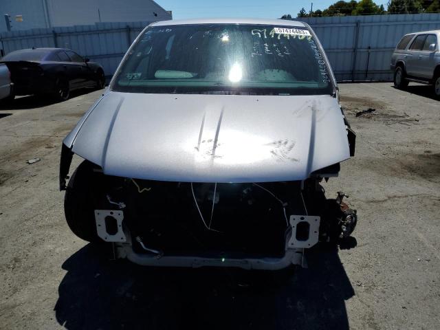 2C4RDGBG4FR669210 Dodge Grand Caravan Se