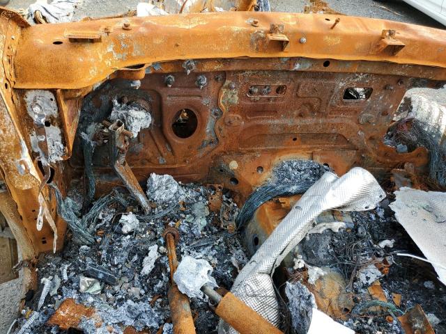 5UXKT0C56J0W02618 BMW X5 Xdr40e