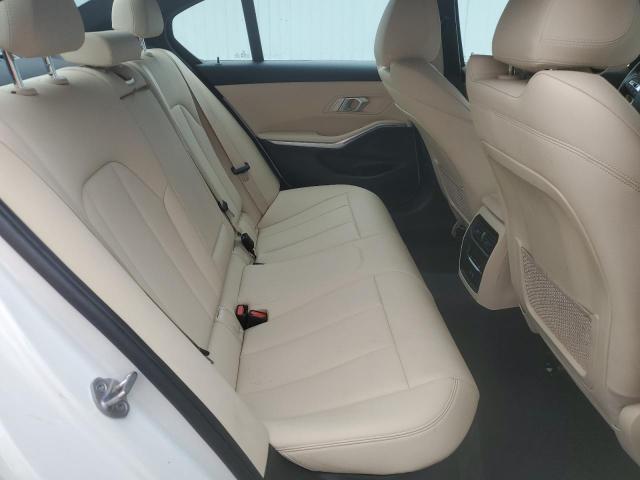 3MW5R1J0XM8C08055 BMW 330I