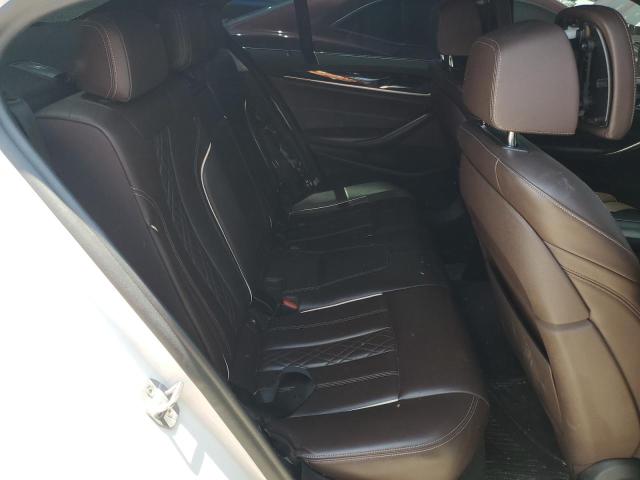 WBAJB1C5XJB084360 BMW 530XE