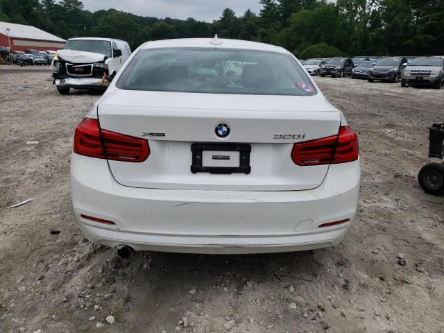 WBA8E5G52JNV01749 BMW 320 XI