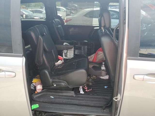 2C4RDGEG1JR140639 Dodge Grand Caravan Gt