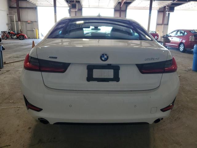 3MW5R7J05L8B13663 BMW 330XI