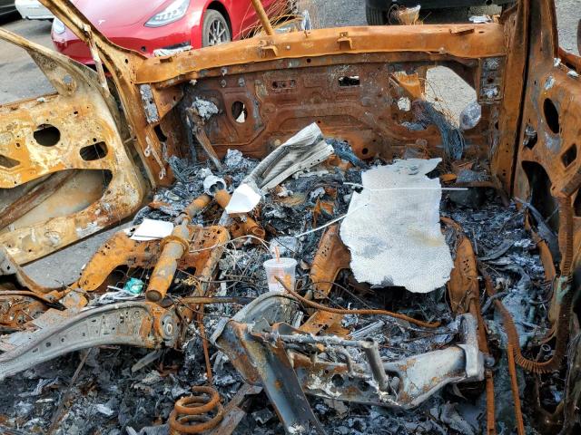 5UXKT0C56J0W02618 BMW X5 Xdr40e