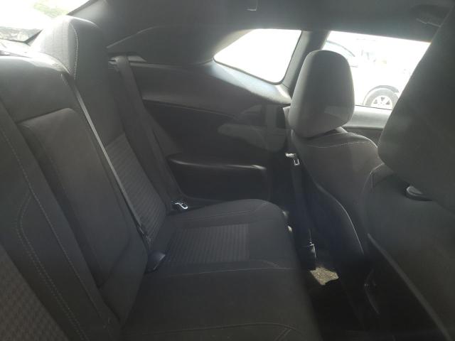 2C3CDZAG2FH884887 Dodge Challenger Sxt