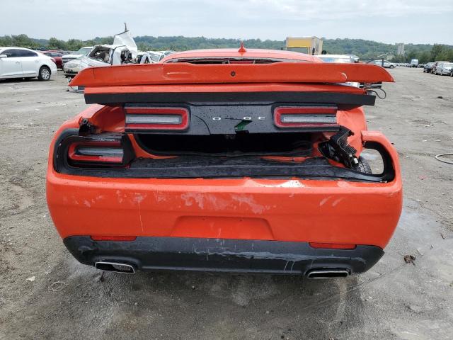 2C3CDZAGXJH310062 Dodge Challenger Sxt