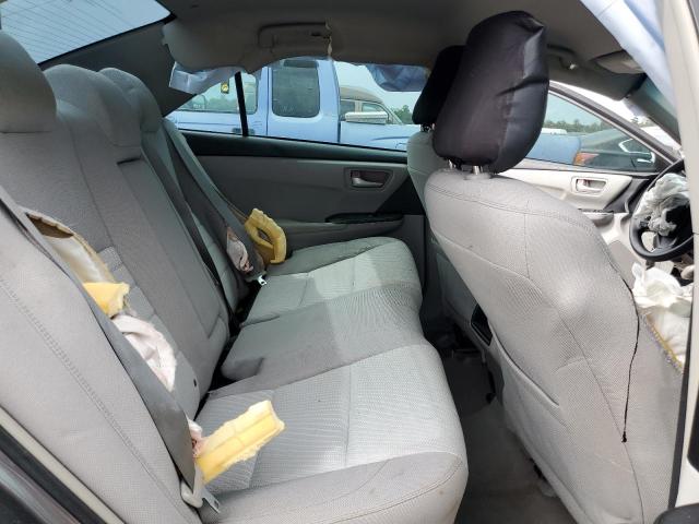 4T4BF1FK1FR453942 Toyota CAMRY LE
