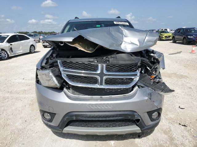 3C4PDCBBXKT719586 Dodge JOURNEY SE
