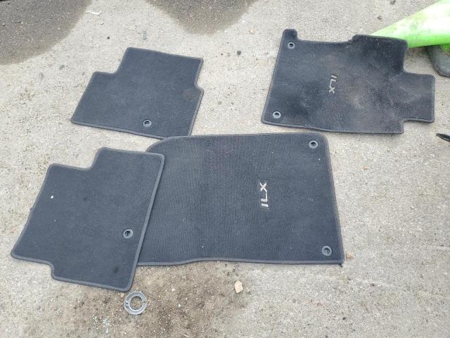 19UDE2F79JA000451 Acura Ilx Premium Tech