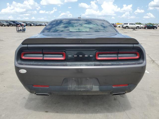 2C3CDZAG8JH305703 Dodge Challenger Sxt