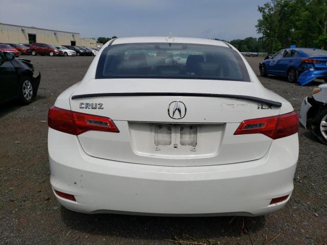19VDE1F33EE008045 Acura ILX 20