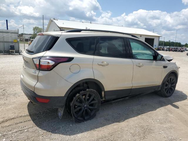1FMCU9GDXHUF00584 Ford ESCAPE SE
