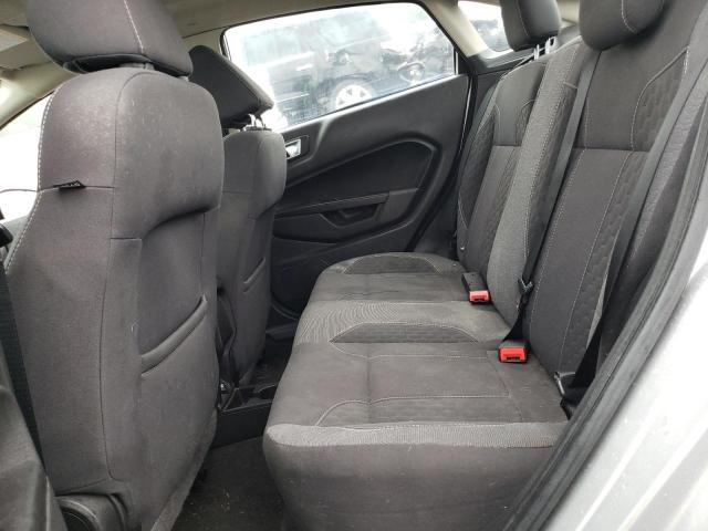 3FADP4BJXFM123276 Ford FIESTA SE