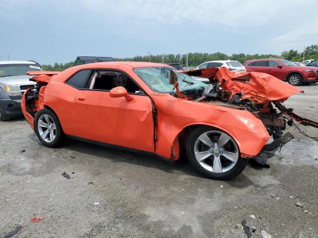 2C3CDZAGXJH310062 Dodge Challenger Sxt