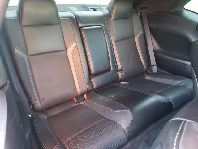 2C3CDZAG0GH256201 Dodge Challenger Sxt