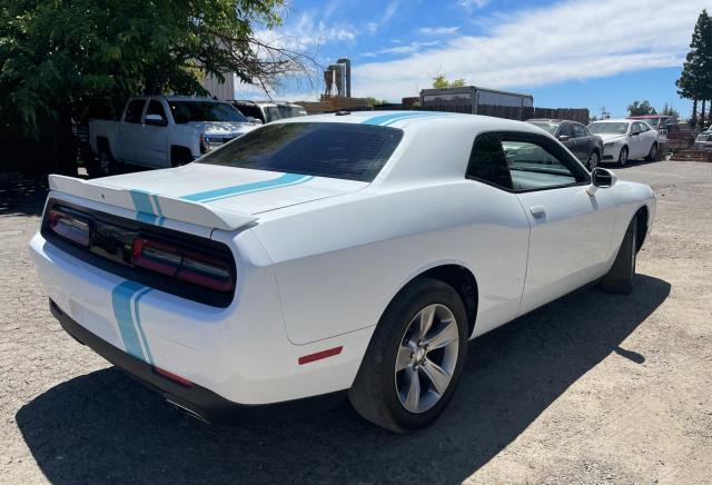 2C3CDZAG0KH744377 Dodge Challenger Sxt