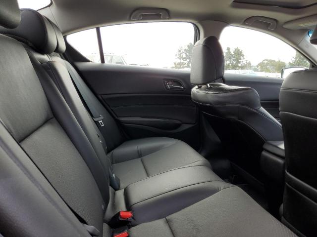 19VDE1F31EE003104 Acura ILX 20