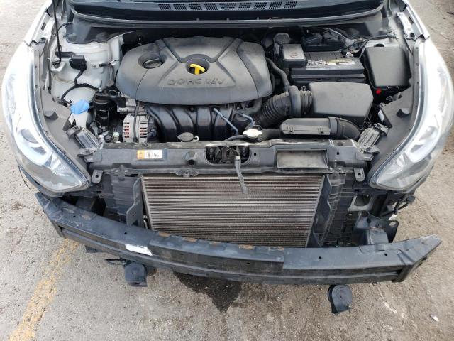 5NPDH4AE4FH599511 Hyundai ELANTRA SE