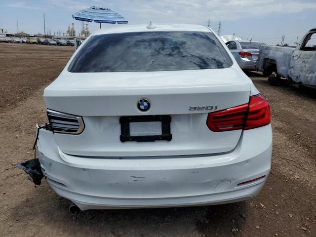 WBA8A9C58JAH13350 BMW 320 I