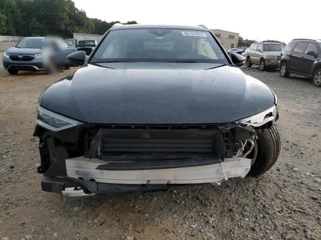 WA1VAAGE3KB017967 Audi E-tron Prestige