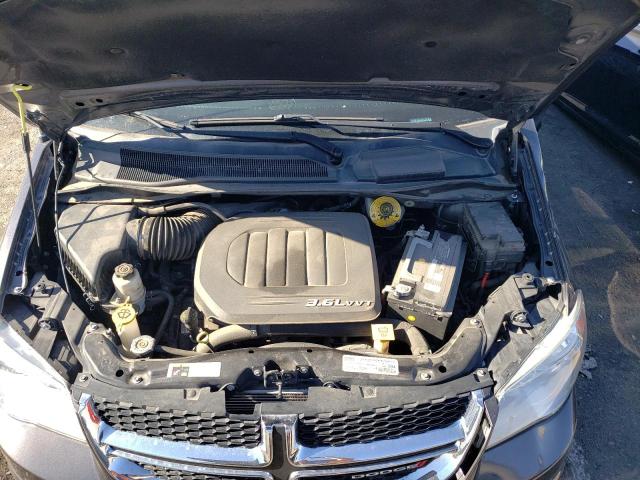 2C4RDGCG0JR205628 Dodge Grand Caravan Sxt