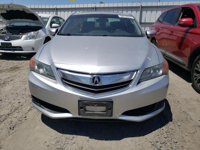 19VDE1F32EE006822 Acura ILX 20