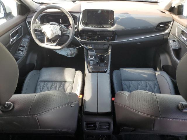JN8BT3DC0NW117589 Nissan Rogue Platinum