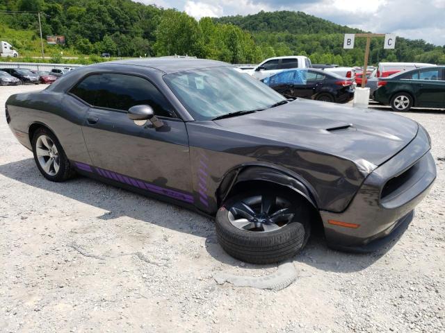2C3CDZAG1GH107358 Dodge Challenger Sxt