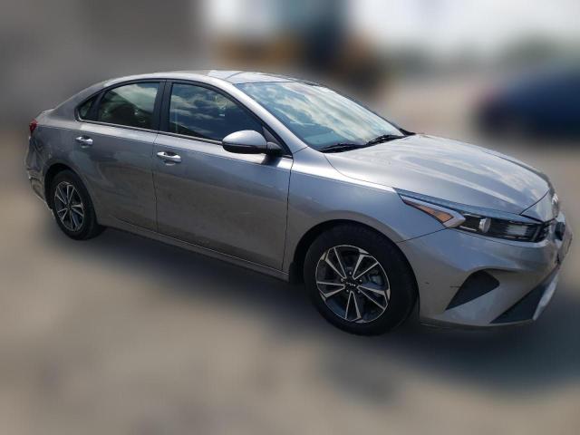 3KPF24AD5NE434961 KIA FORTE FE