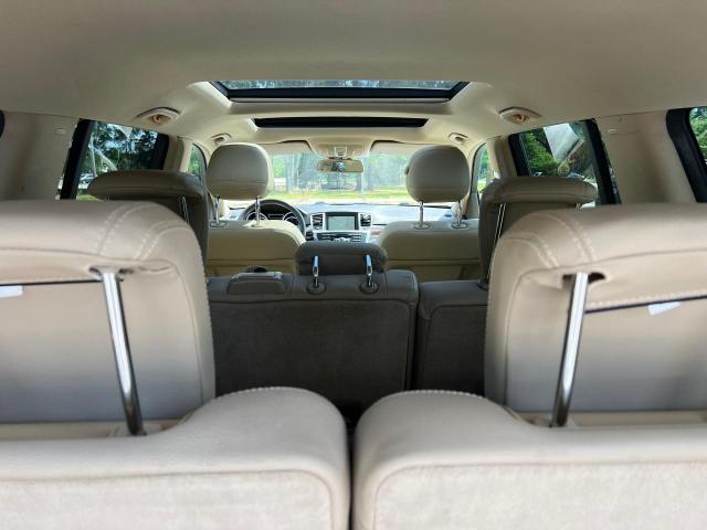 4JGDF2EE9FA471272 Mercedes-Benz GL 350 BLU