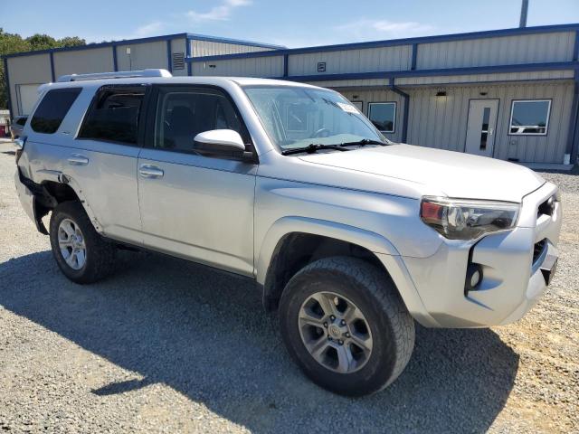 JTEBU5JR8F5229654 Toyota 4RUNNER SR