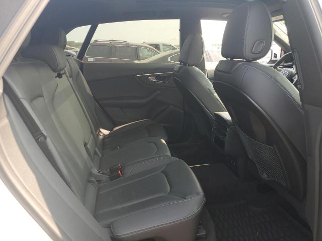WA1EVAF14KD011800 Audi Q8 PREMIUM