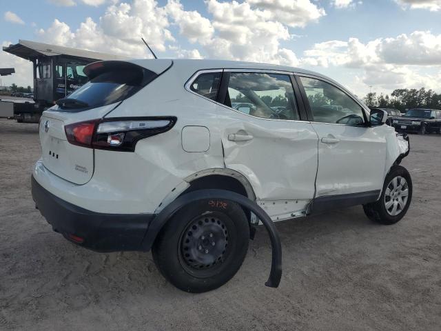 JN1BJ1CP8JW157300 Nissan ROGUE SPOR