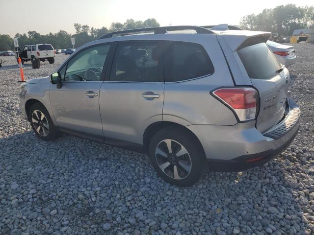 JF2SJARC5HH586783 Subaru FORESTER 2