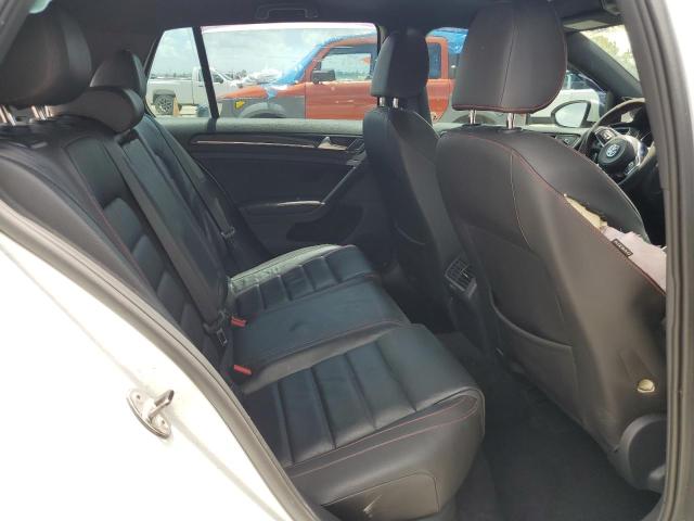 3VW5T7AU2FM002715 Volkswagen GTI