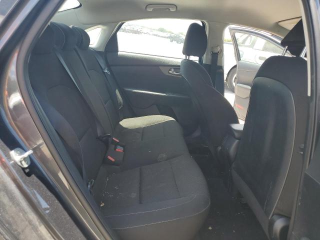 3KPF24AD0ME271750 KIA FORTE FE