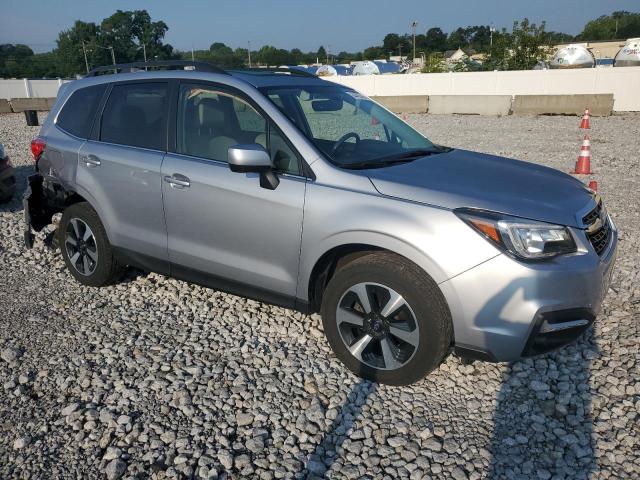 JF2SJARC5HH586783 Subaru FORESTER 2