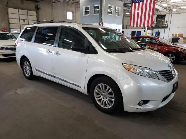 5TDYK3DC3GS738515 Toyota SIENNA XLE